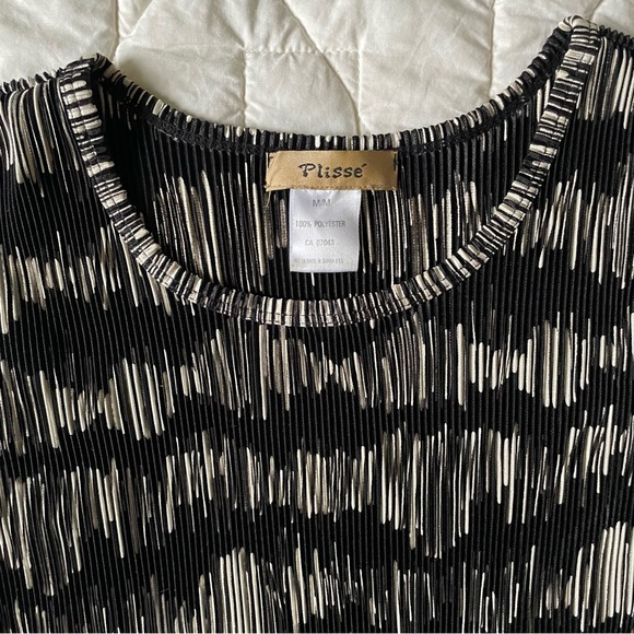 Vintage Plisse Top - Picture 2 of 5